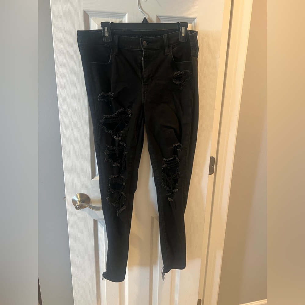 American Eagle distressed jeggings